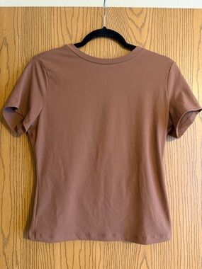 Automet Classic Women's Crewneck Tee in Brown
